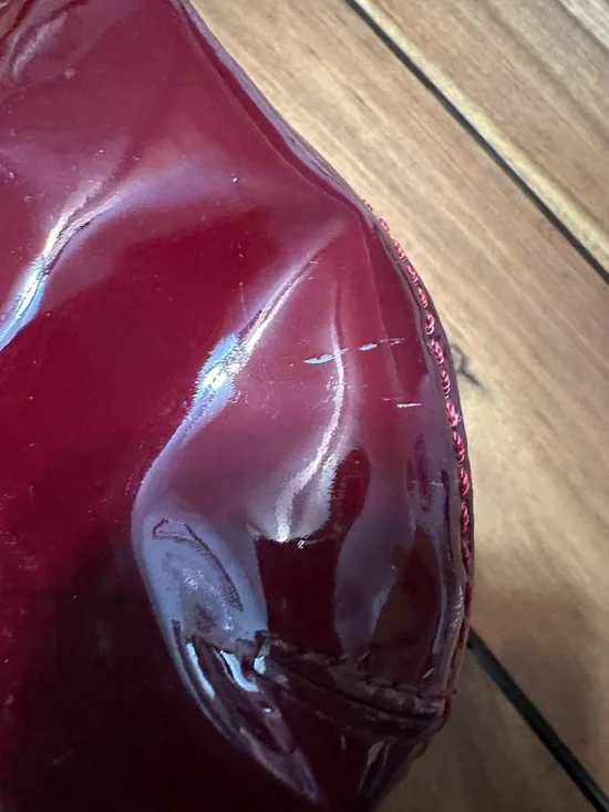 Coach Poppy Glossy Patent Leather Slim Shoulder Bag in Burgundy with Gold Chain - Picture 10 of 13